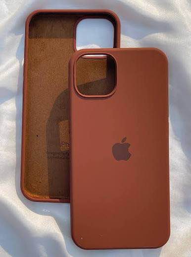 iPHONE 13 / 14 / 15 OFFICIAL SILICONE CASE