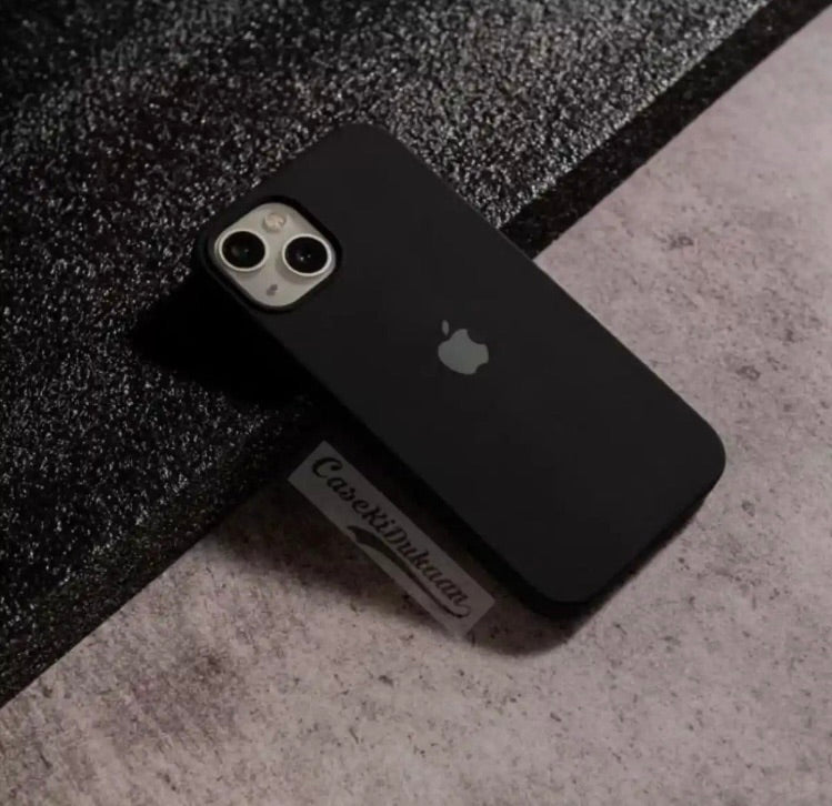 iPHONE 13 / 14 / 15 OFFICIAL SILICONE CASE