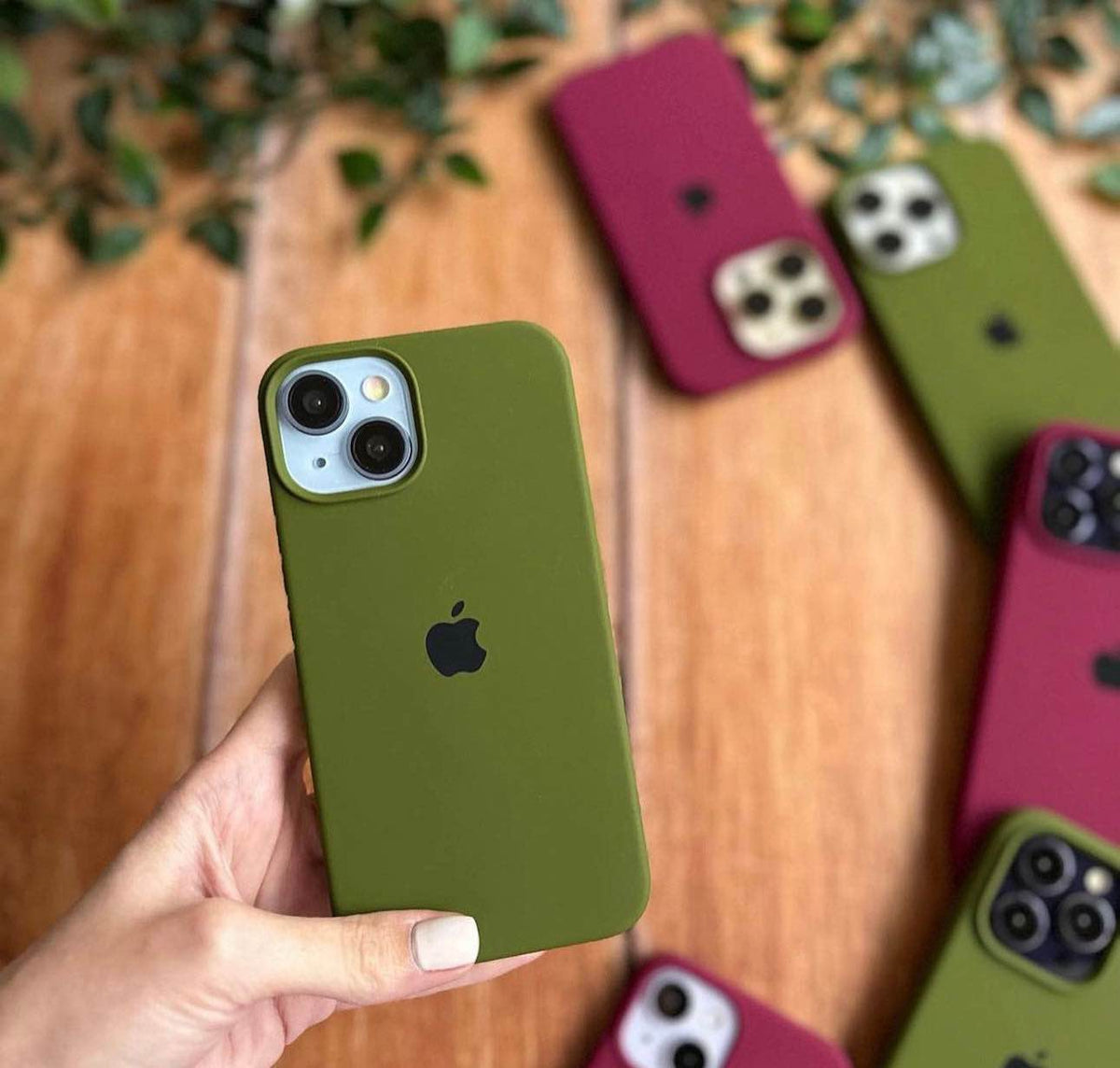 iPHONE 13 / 14 / 15 OFFICIAL SILICONE CASE