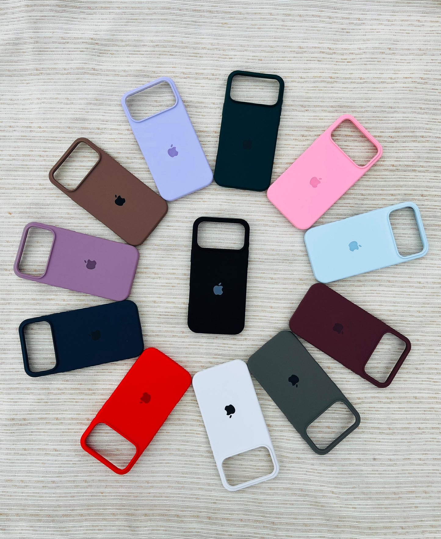 iPhone 17 / 17 Air / 17 Pro / 17 Pro Max Official Silicone Case