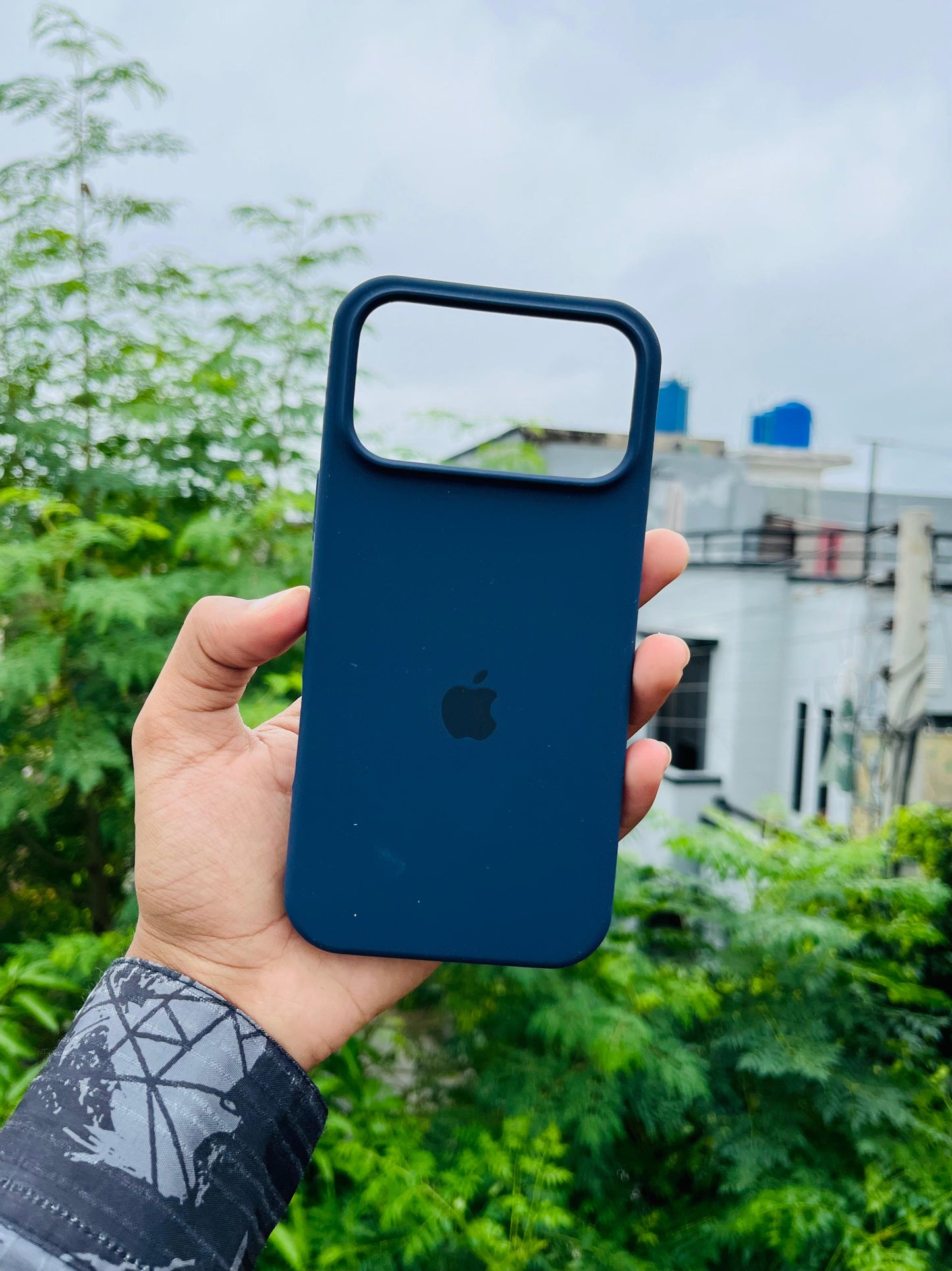 iPhone 17 / 17 Air / 17 Pro / 17 Pro Max Official Silicone Case