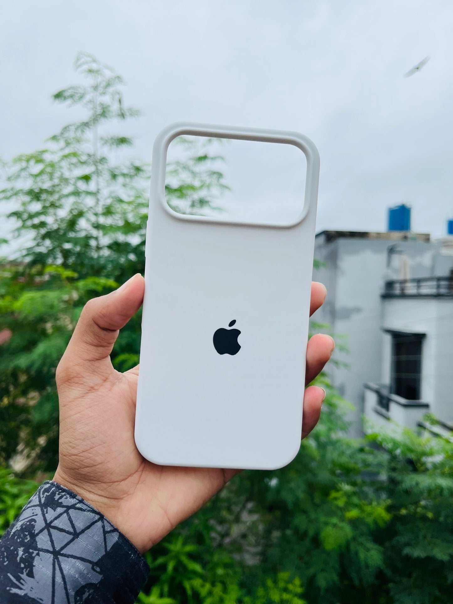 iPhone 17 / 17 Air / 17 Pro / 17 Pro Max Official Silicone Case
