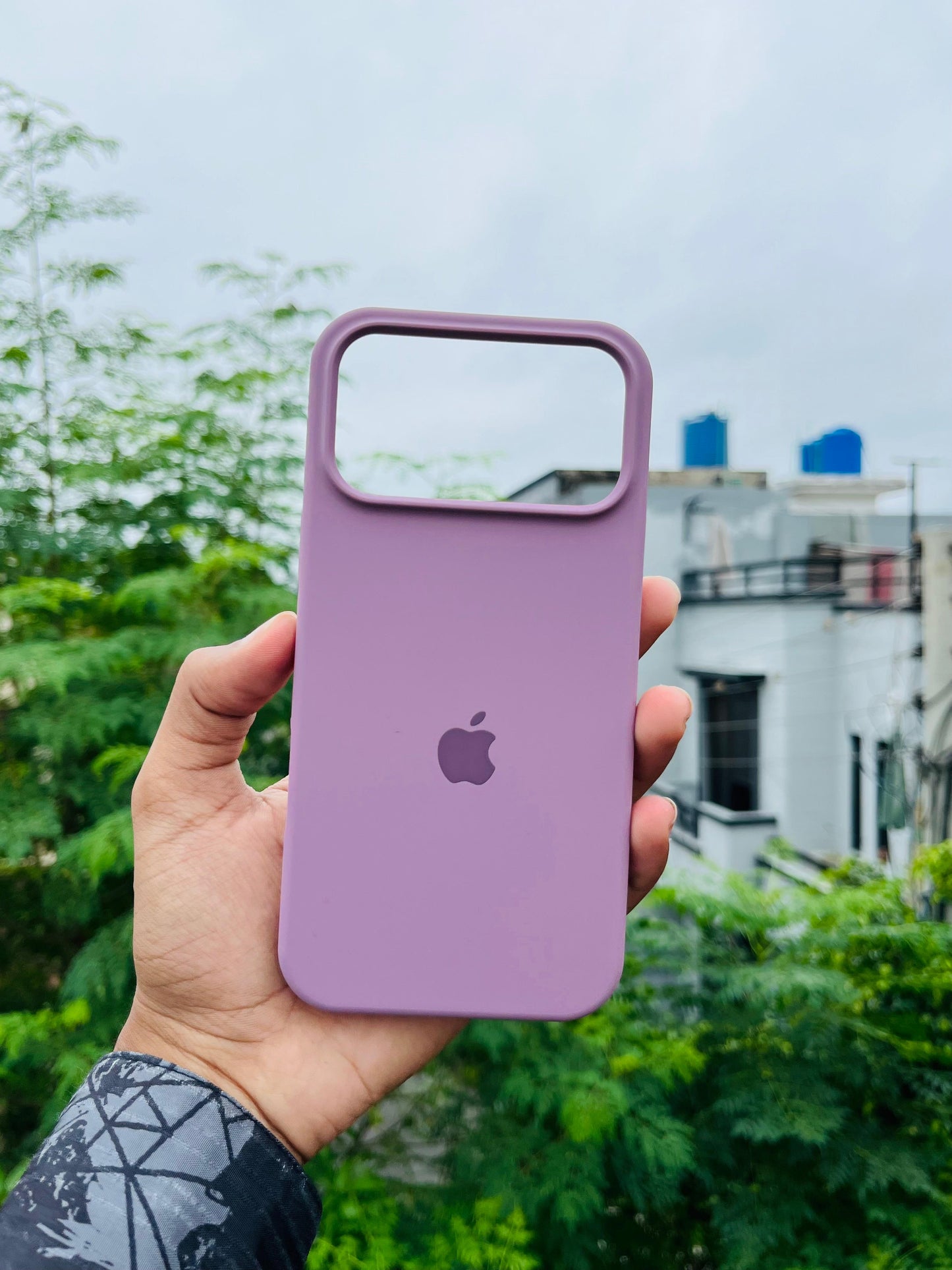 iPhone 17 / 17 Air / 17 Pro / 17 Pro Max Official Silicone Case